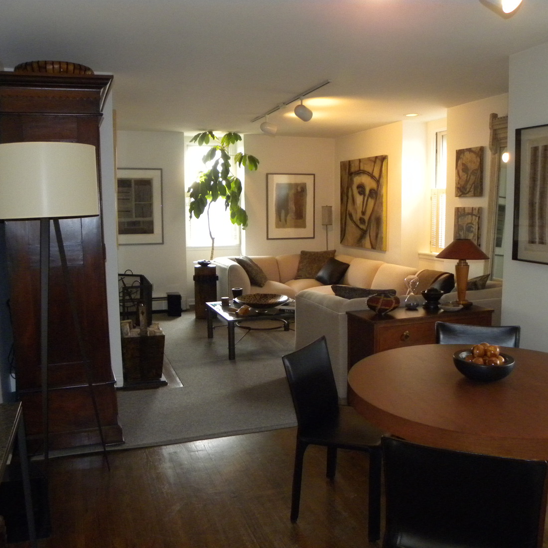 interior of 260 Shady Avenue
