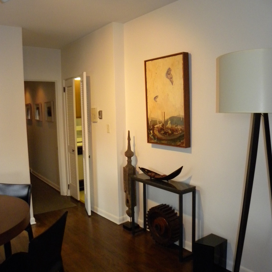 interior of 260 Shady Avenue