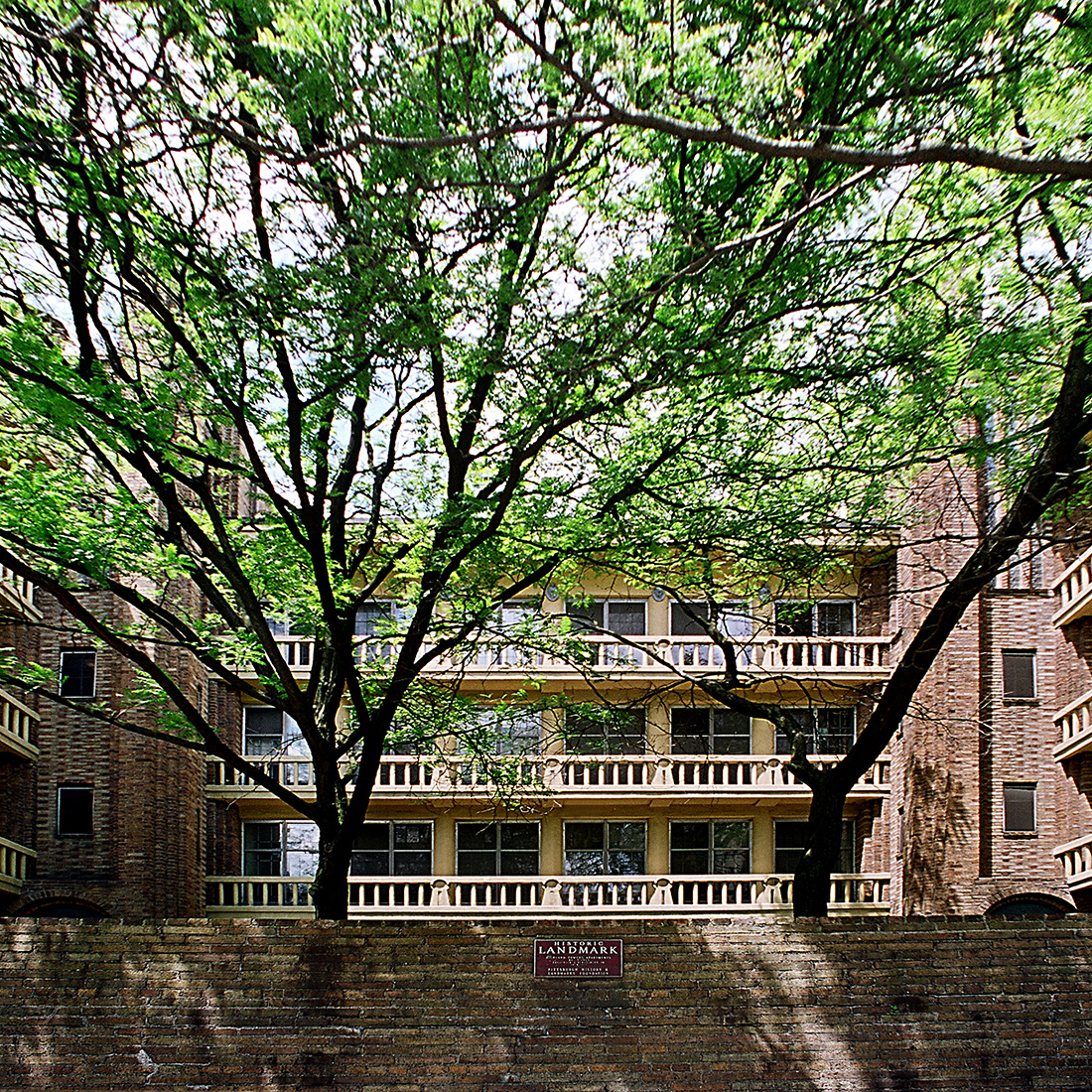 exterior of Highland Towers (340-342 S. Highland Avenue)