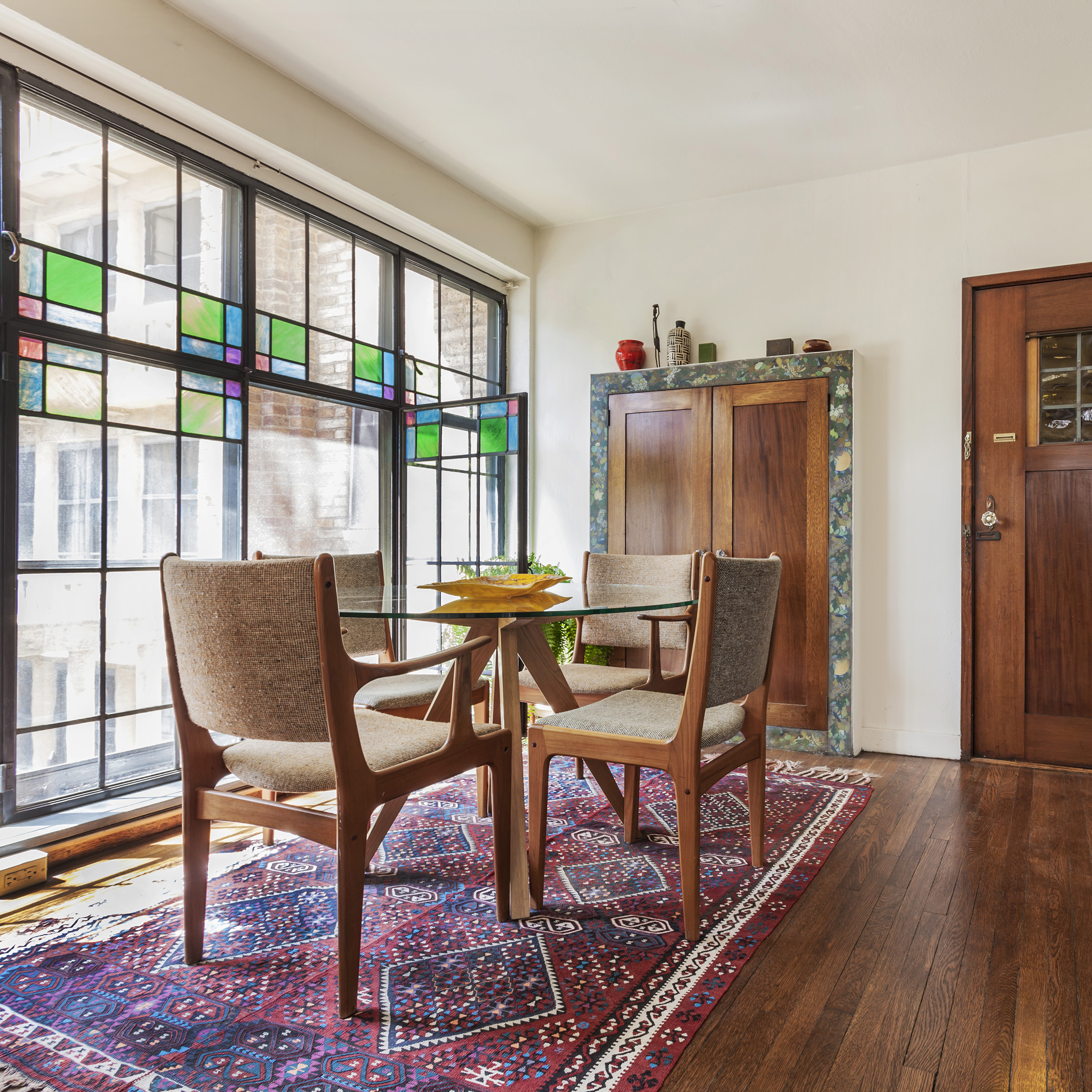 interior of Highland Towers (340-342 S. Highland Avenue)