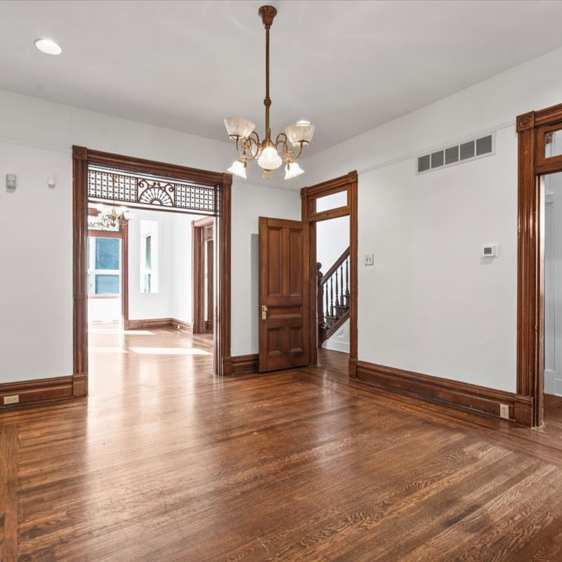 interior of 6313 Kentucky Avenue