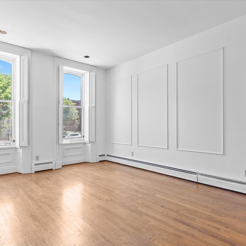 interior of Apt. 11