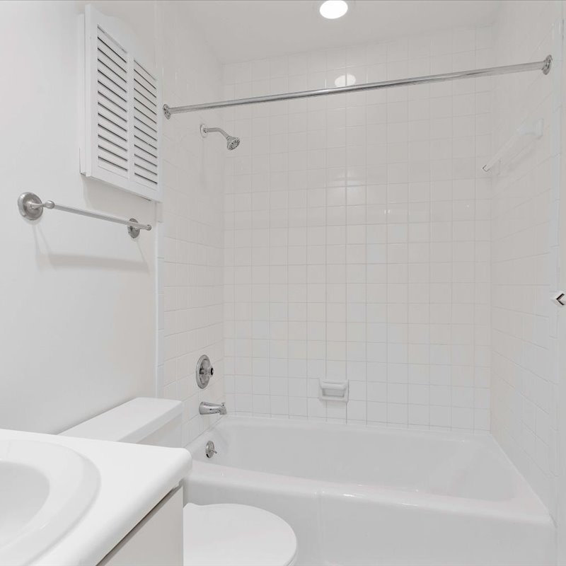 interior of 343 Denniston  Apt.13