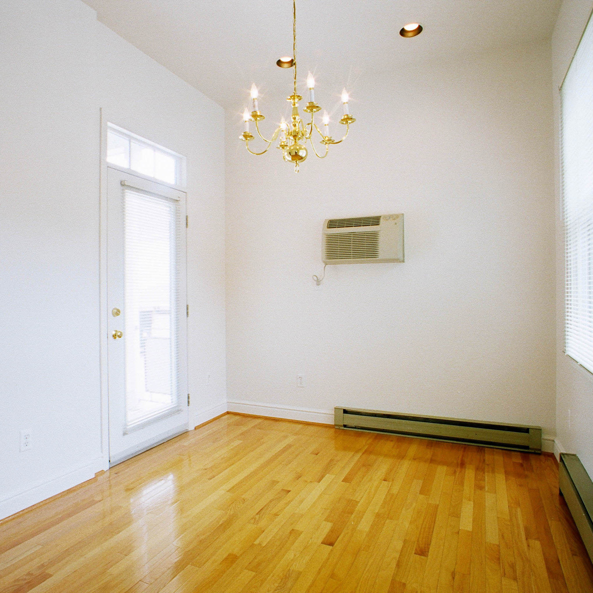 interior of 423 Denniston Apt.2