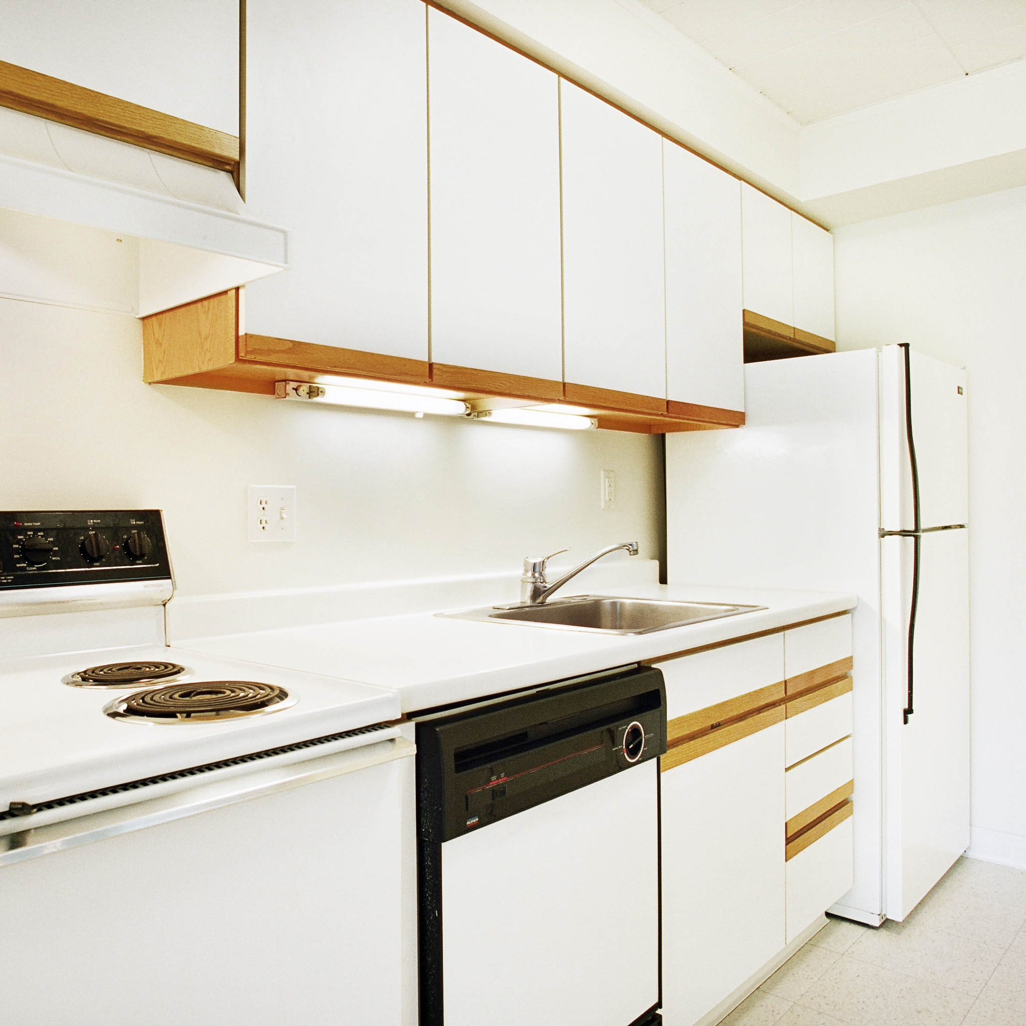 interior of Apt. 32