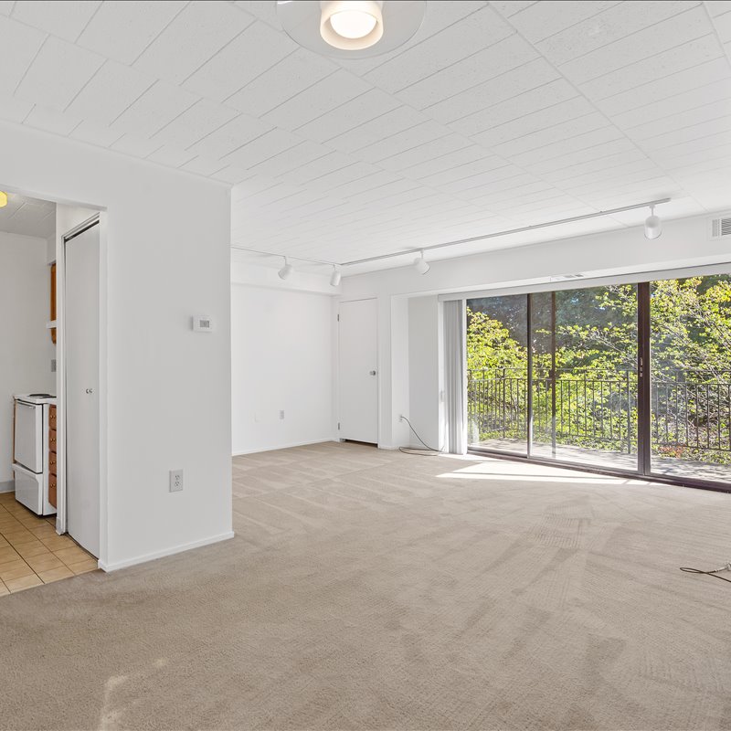 interior of Apt. 34