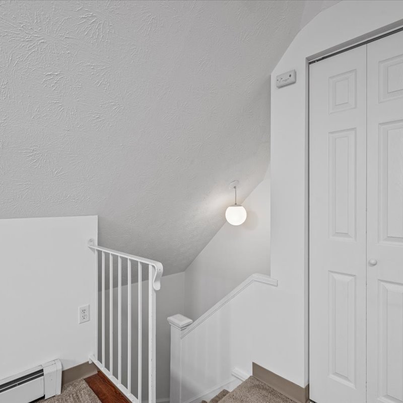 interior of Apt. 31