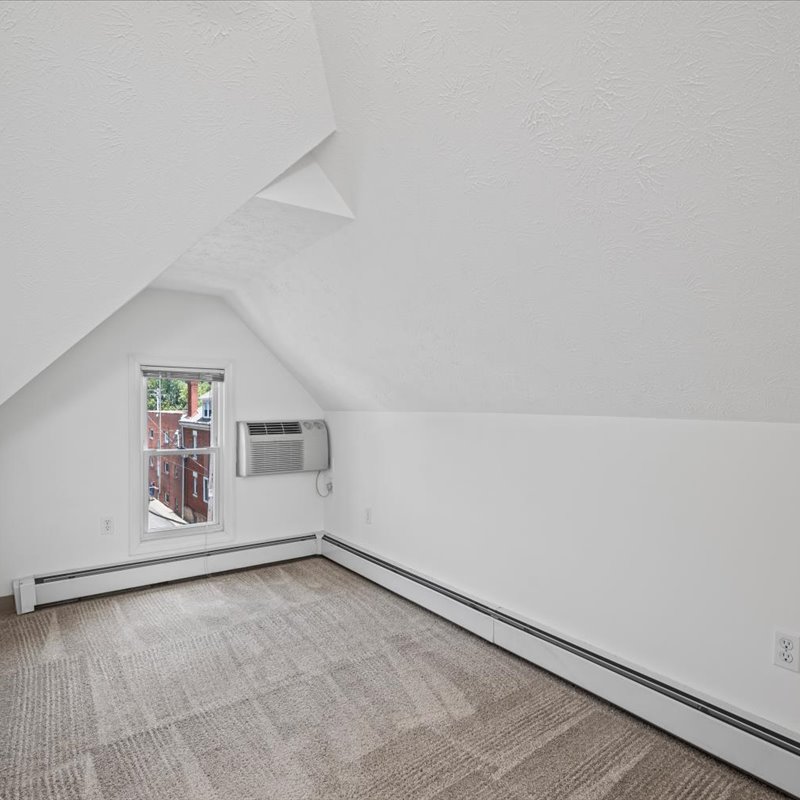 interior of Apt. 31