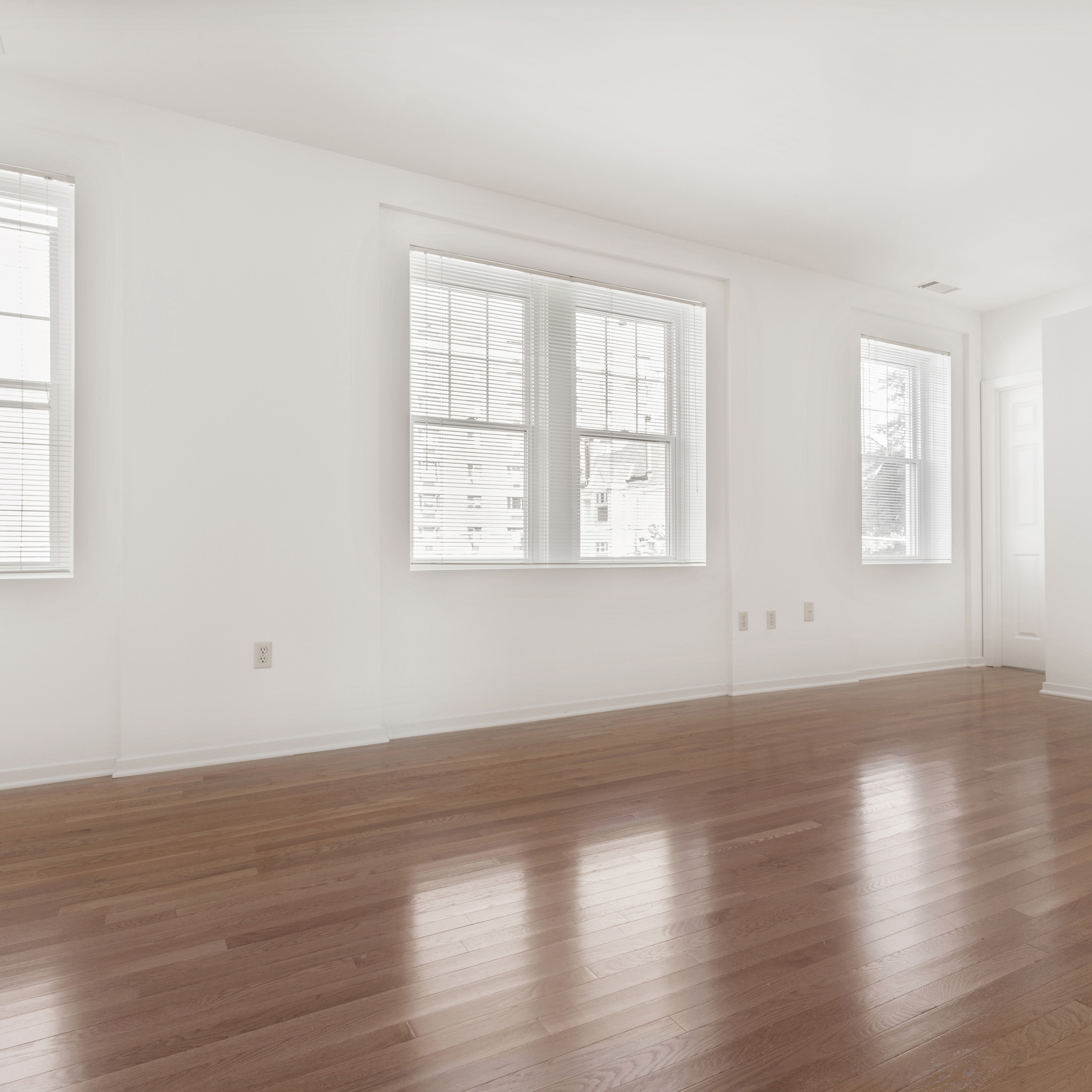 interior of 6316 Howe