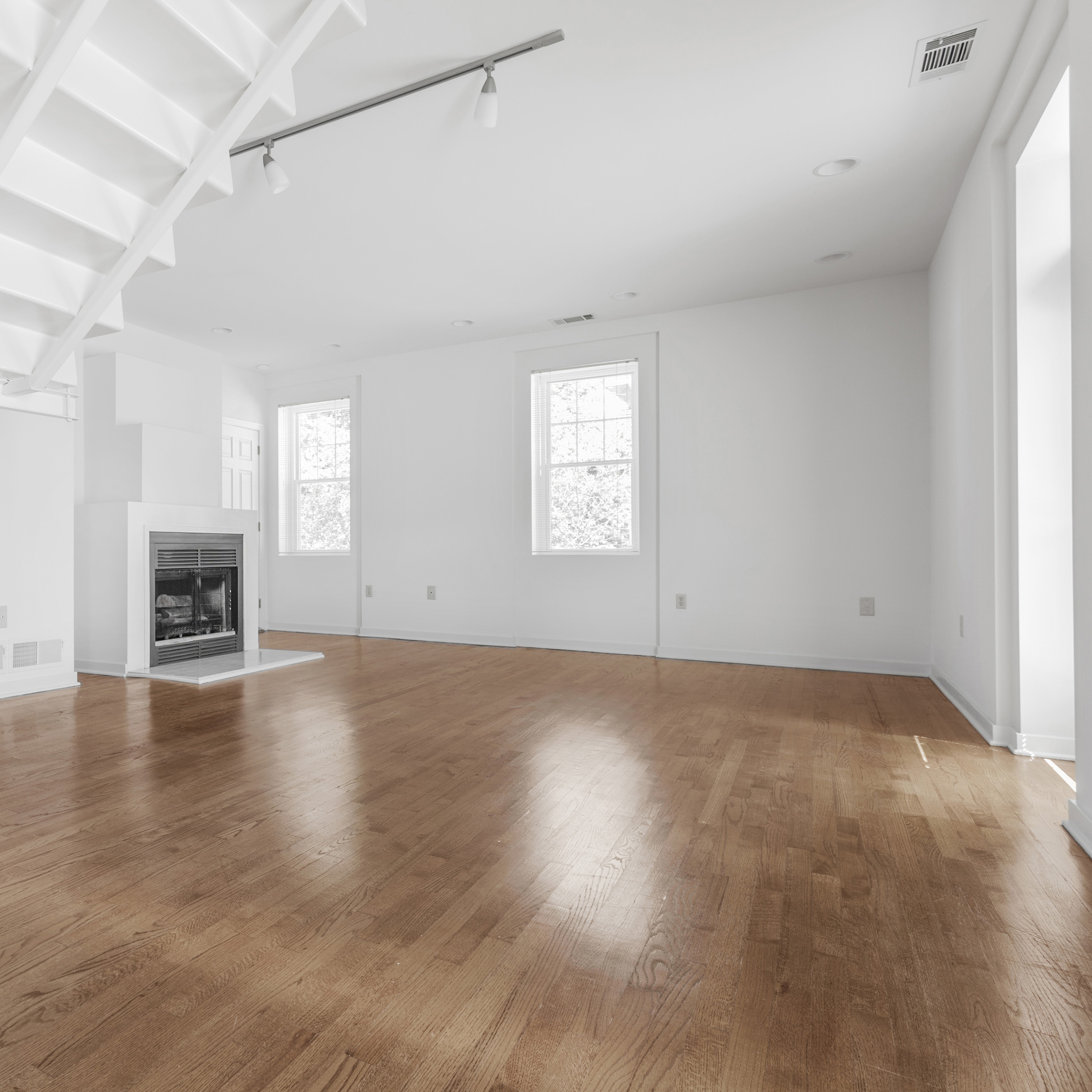 interior of 6316 Howe