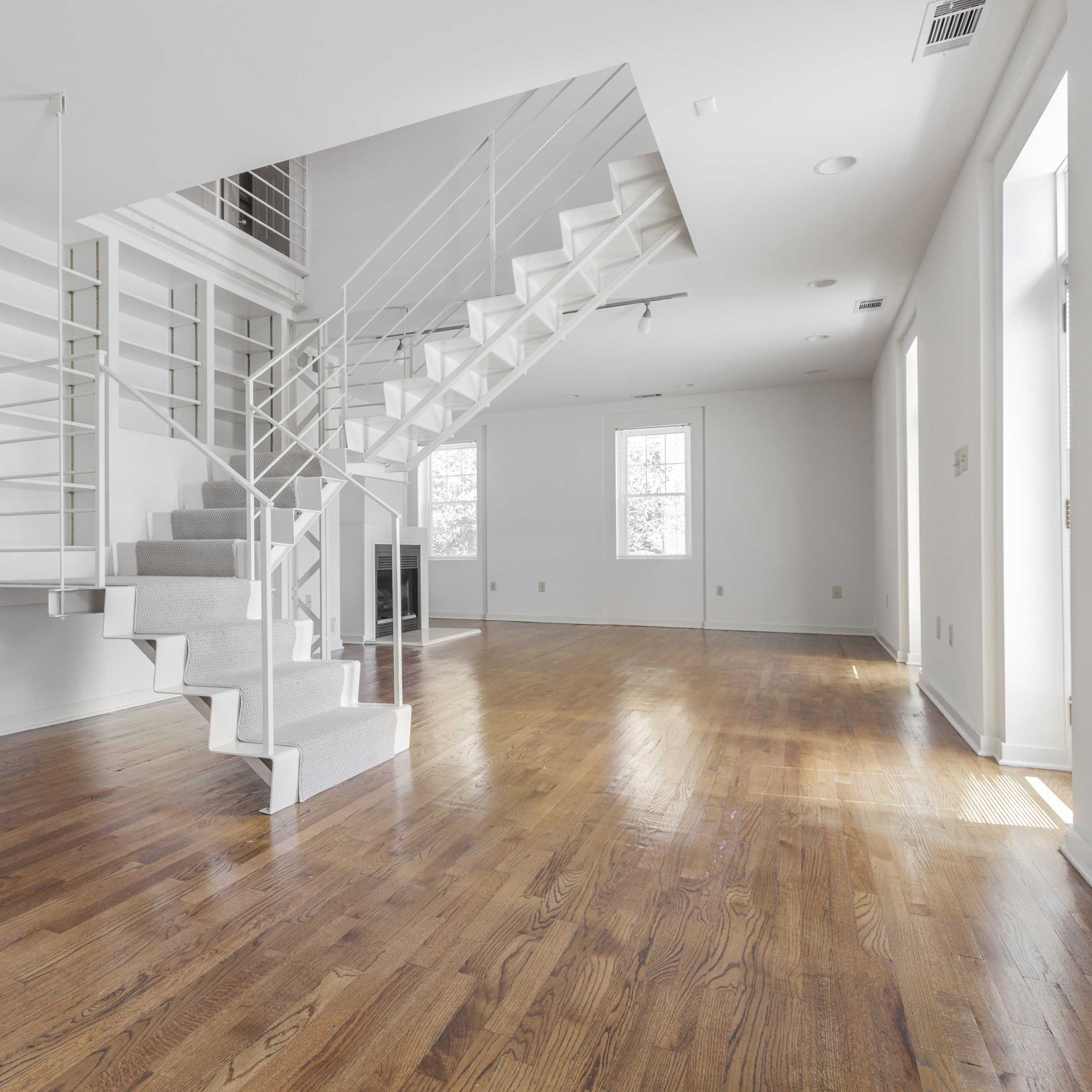 interior of 6316 Howe