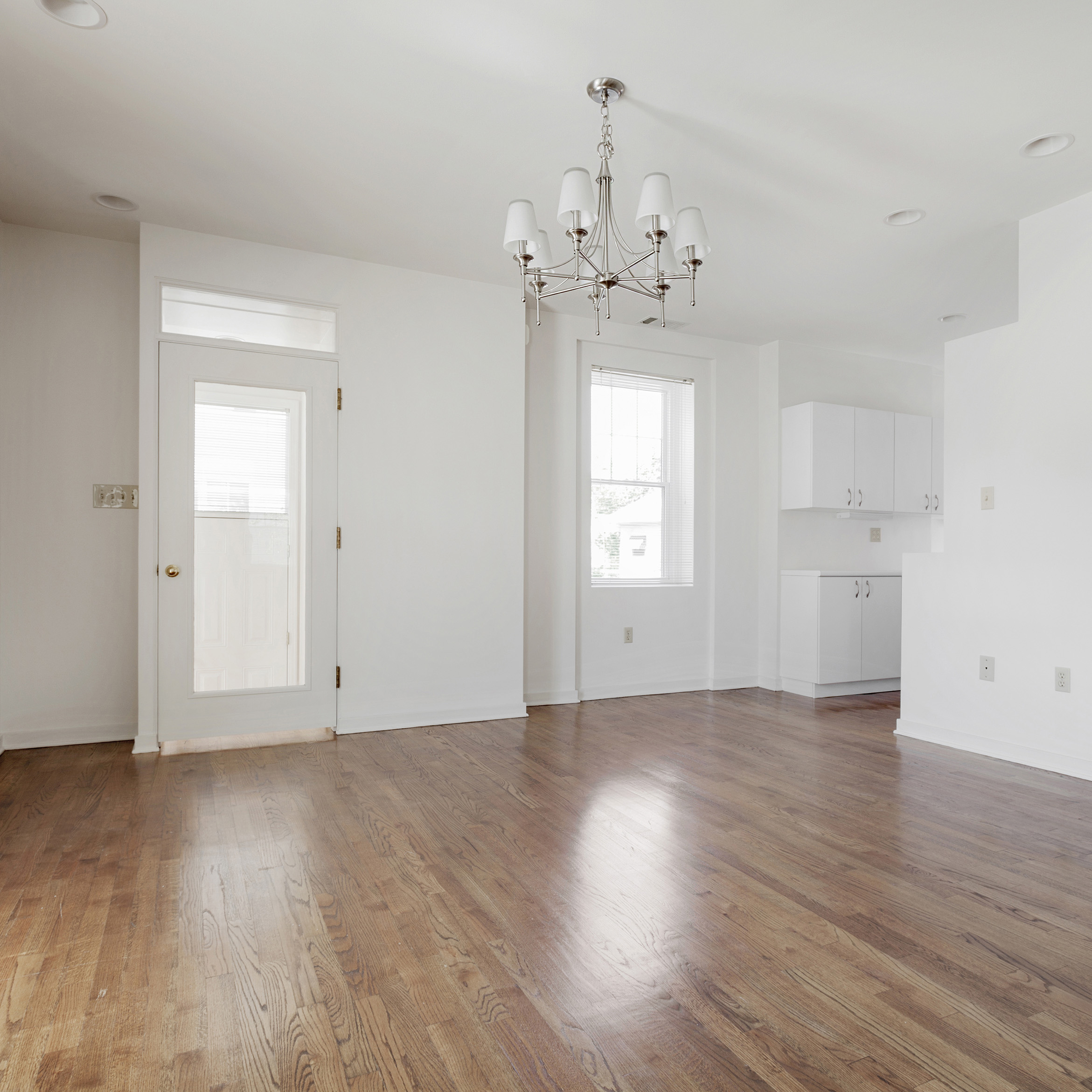 interior of 6316 Howe