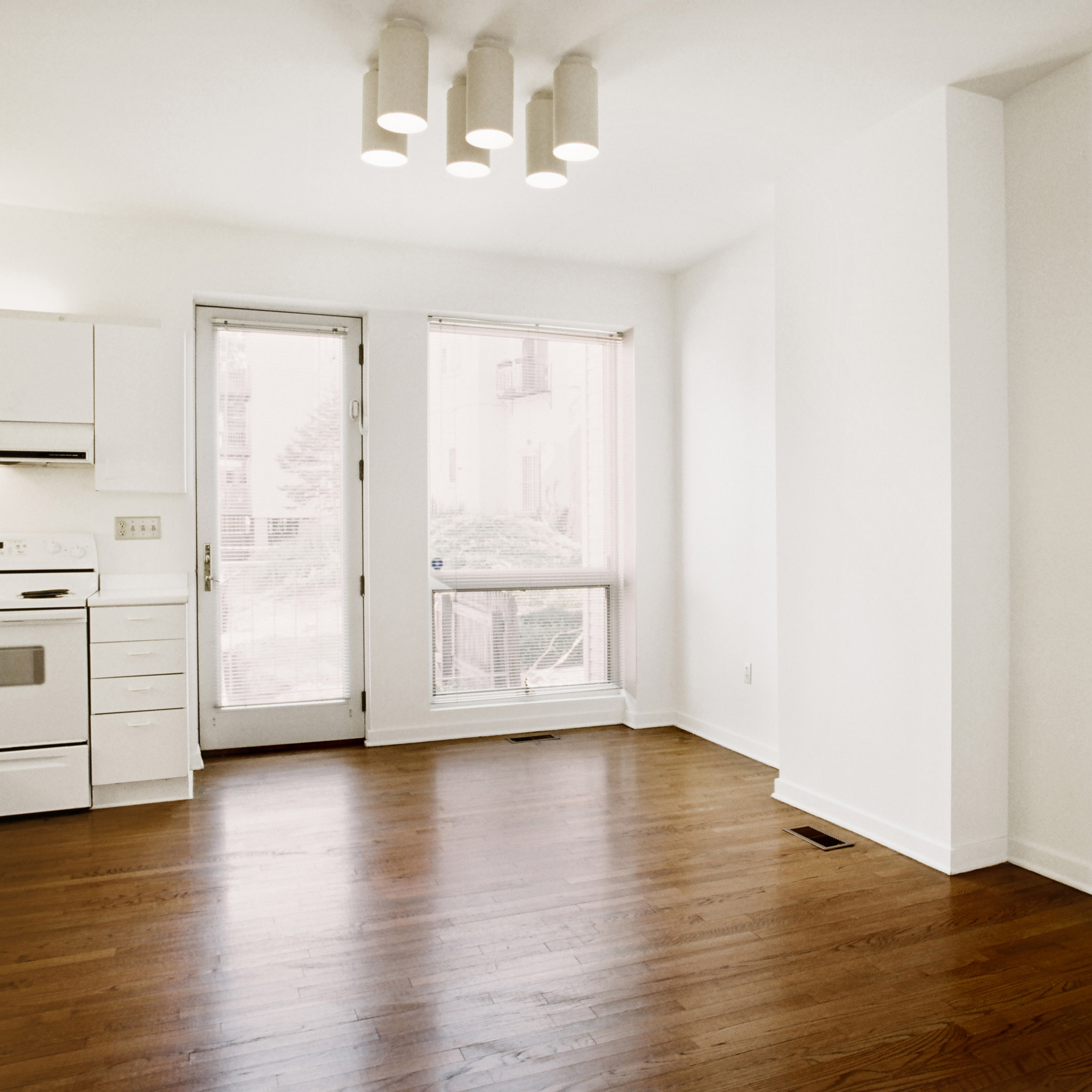 interior of 6318 Howe