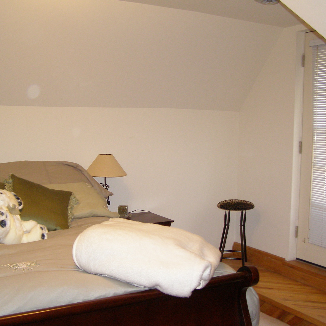 interior of Apt. 4