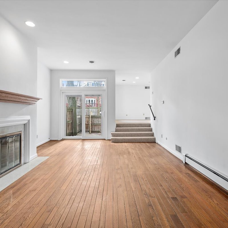 interior of Apt. 11
