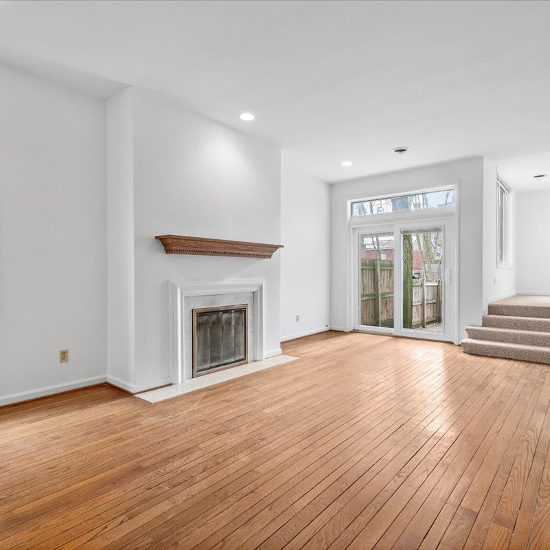 interior of Apt. 11