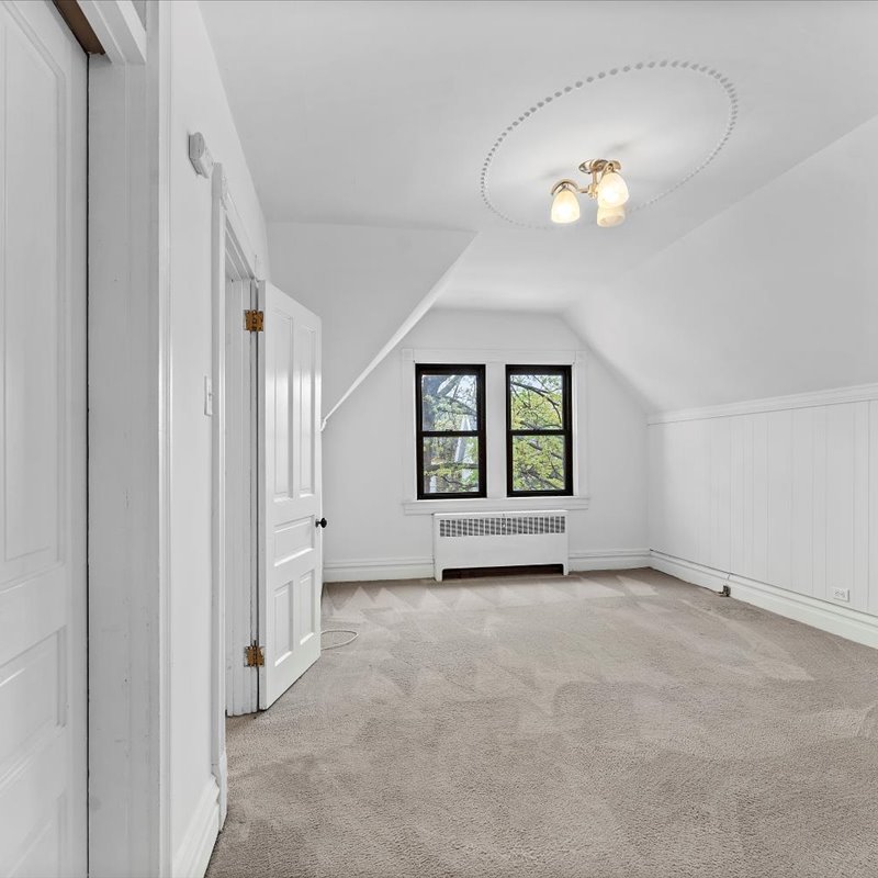 interior of Apt. 4