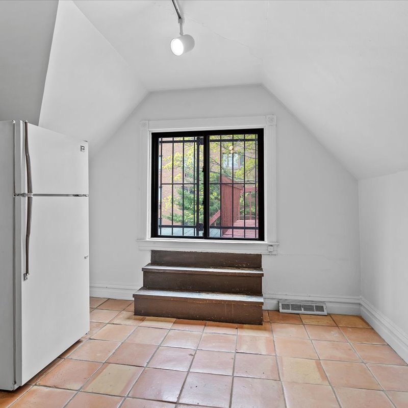 interior of Apt. 4