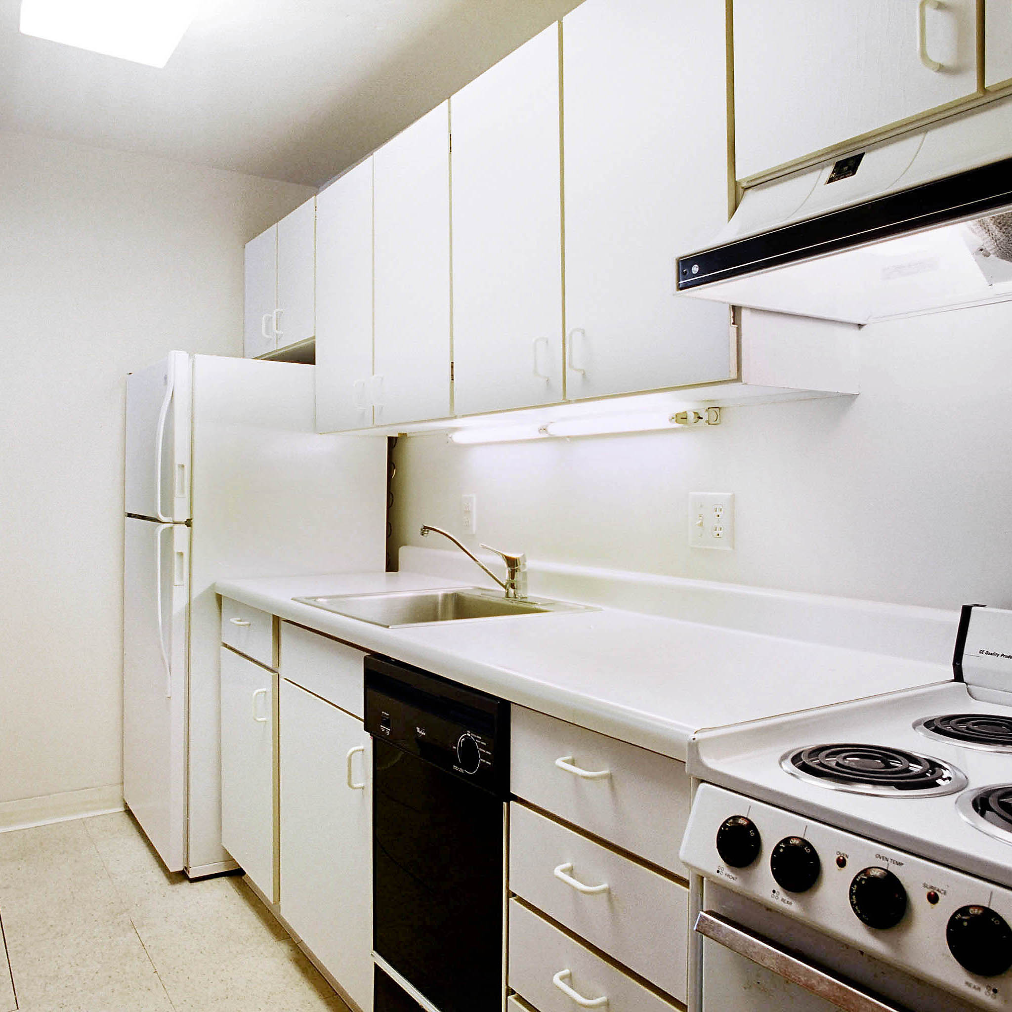 interior of Apt. 21