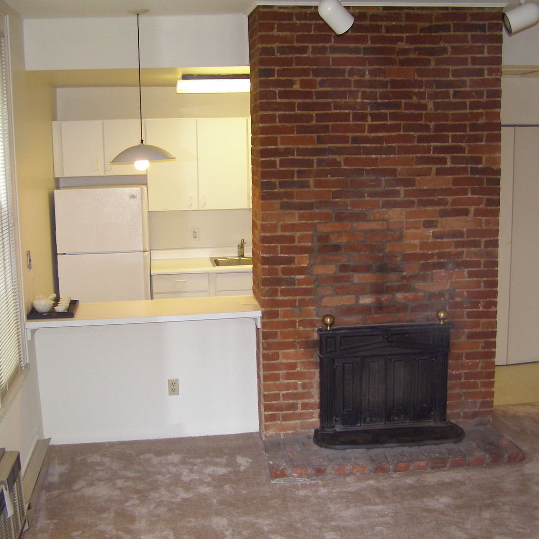 interior of Apt. 21