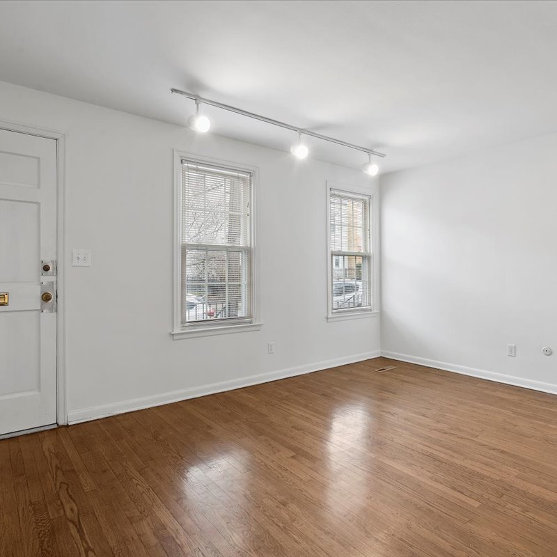 interior of 6409 Howe