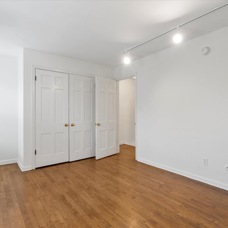 interior of 6409 Howe