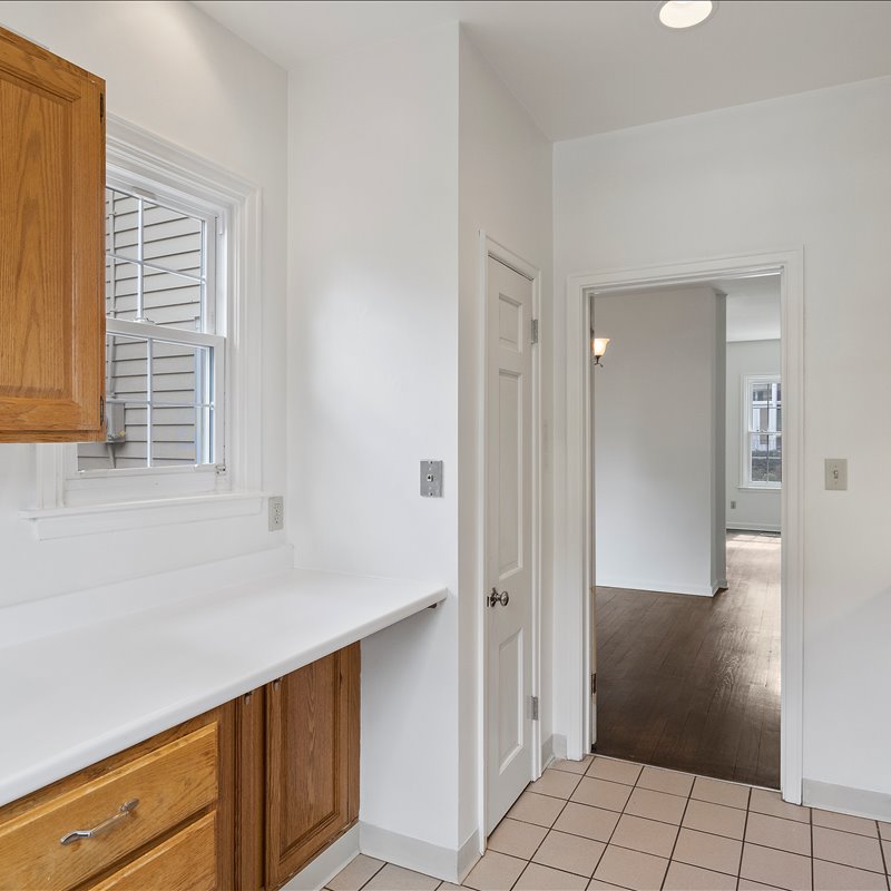 interior of 6411 Howe