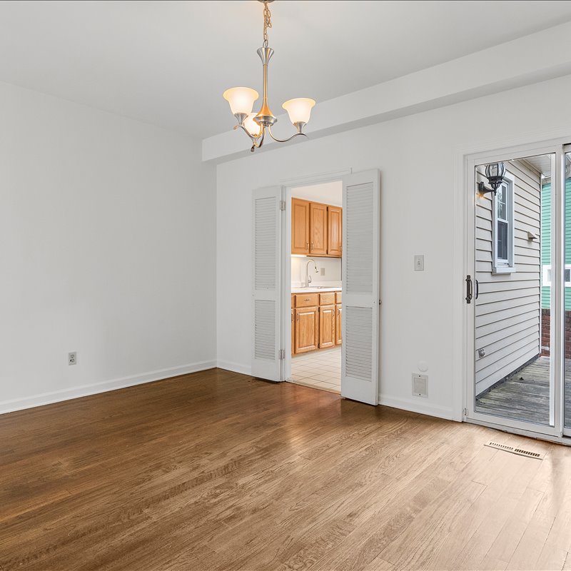 interior of 6411 Howe