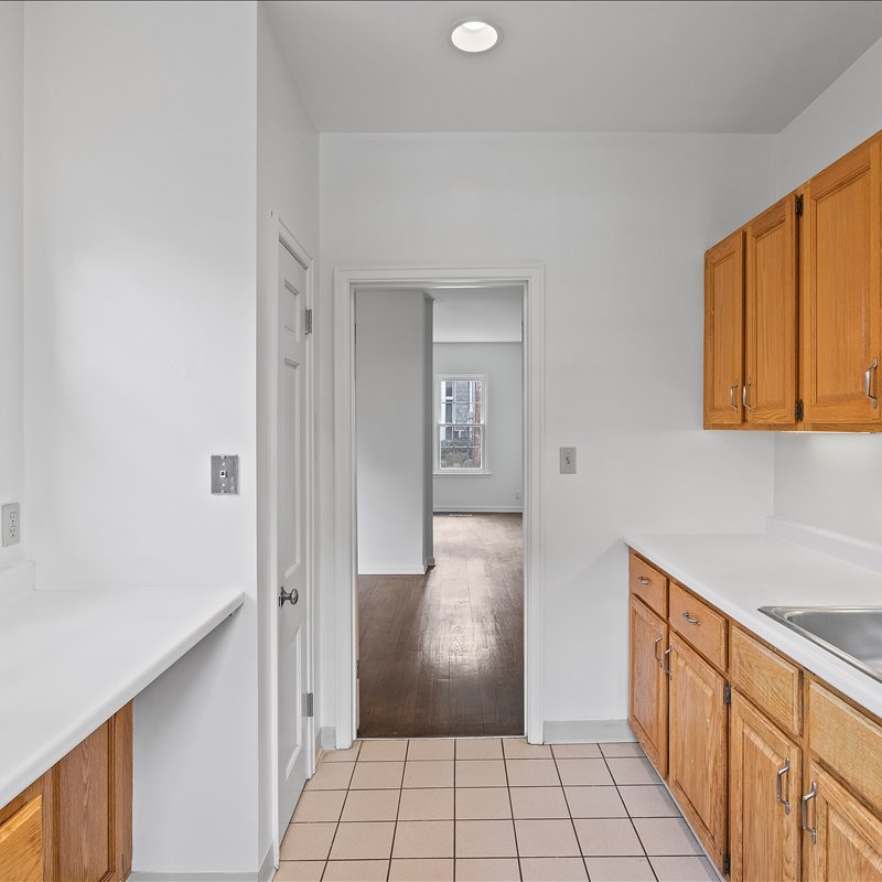 interior of 6411 Howe