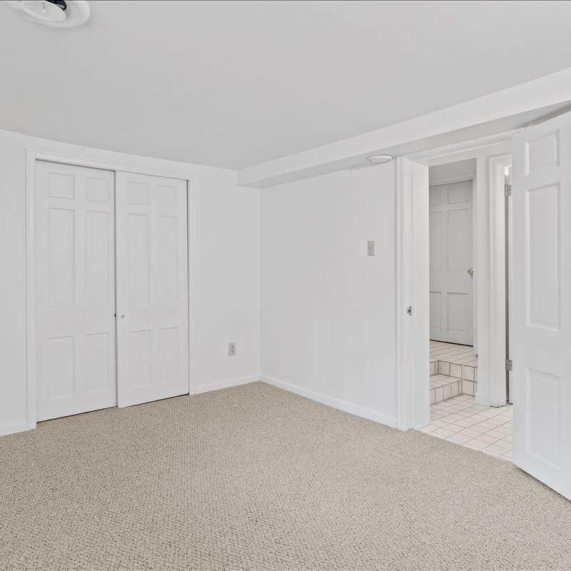 interior of 6411 Howe