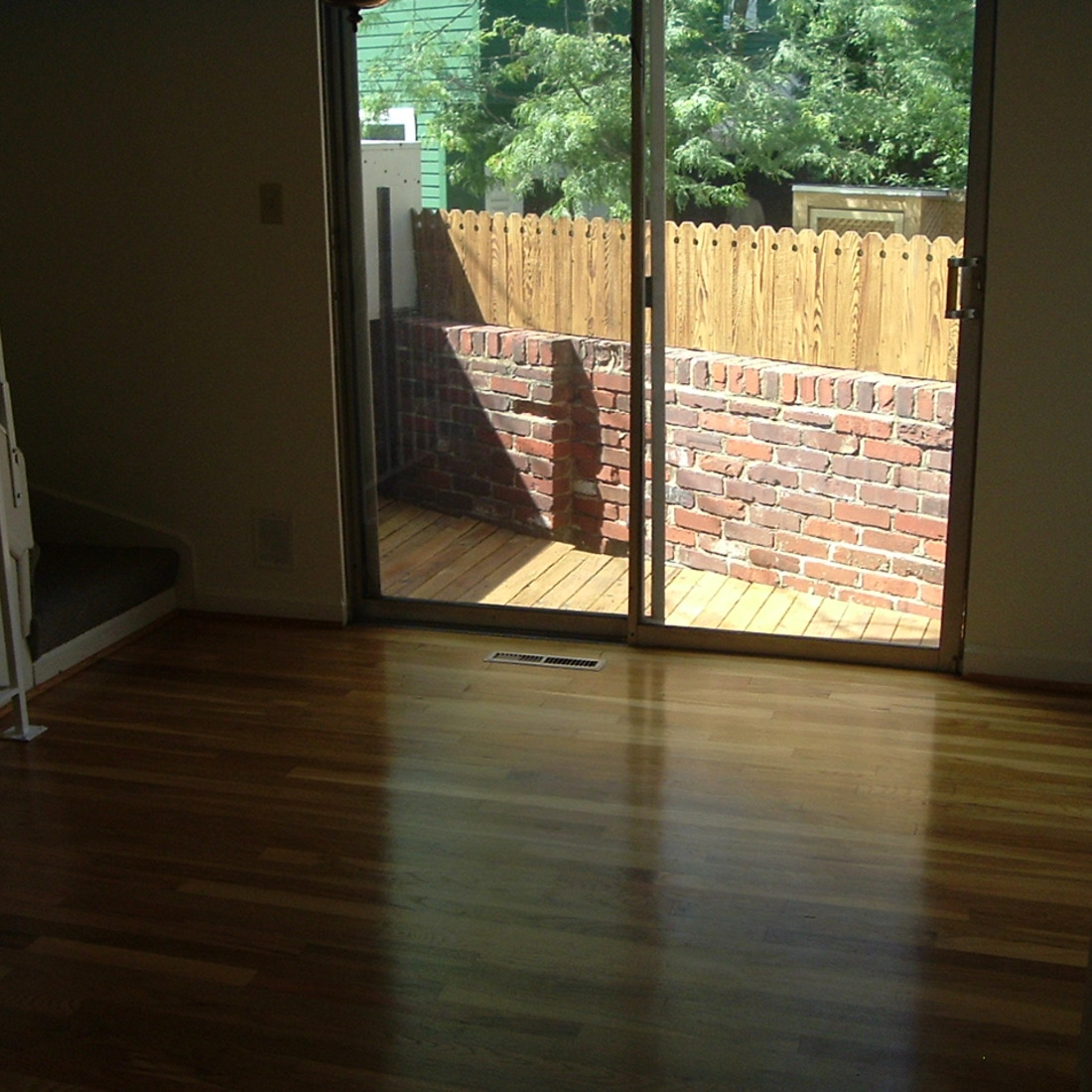 interior of 6413 Howe