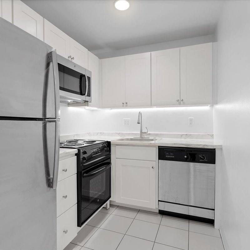 interior of Apt. 21