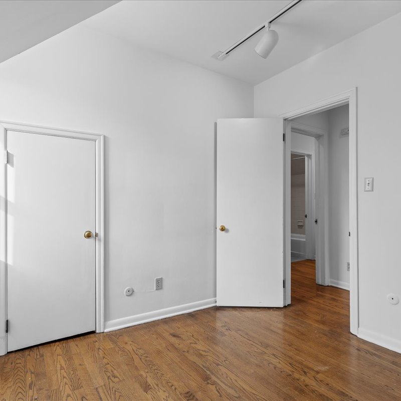 interior of Apt. 31