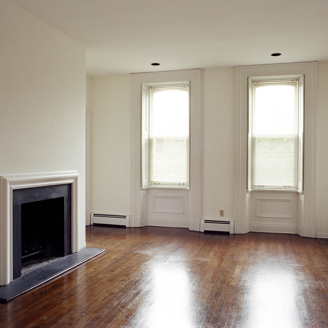 interior of Apt. 21