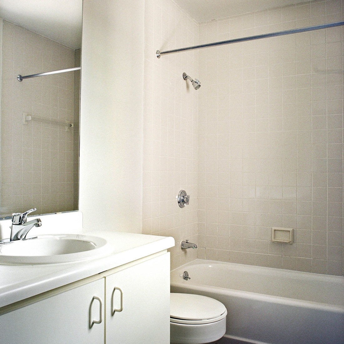 interior of Apt. 21