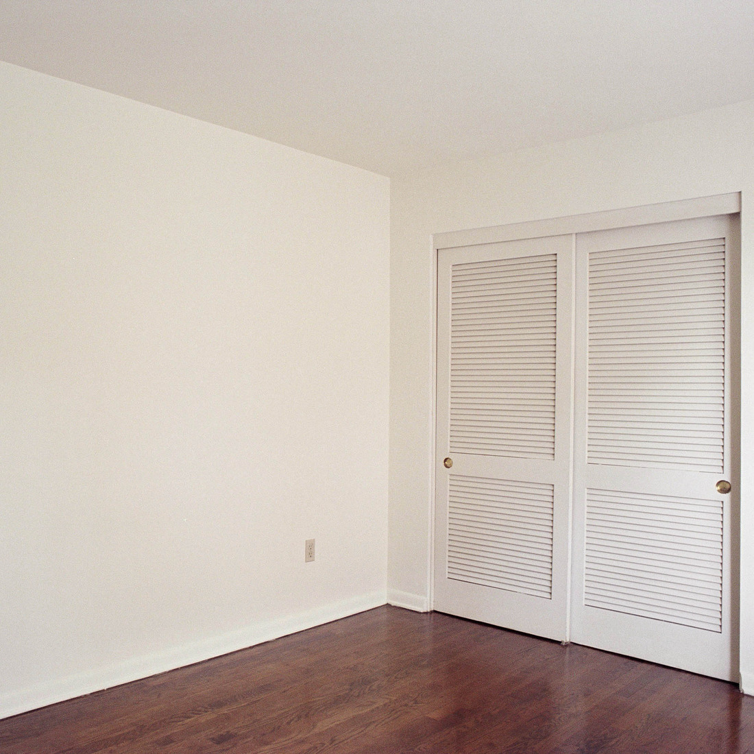 interior of Apt. 21