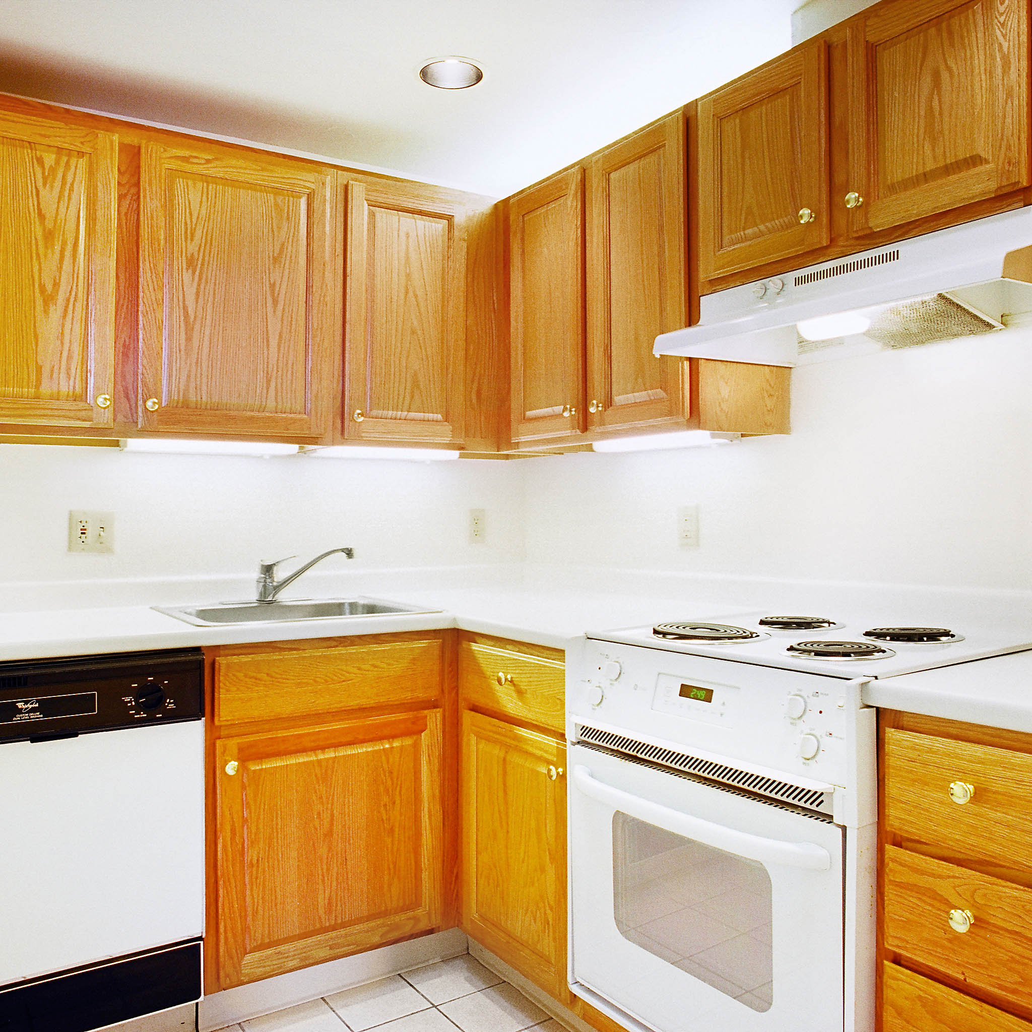 interior of Apt. 32