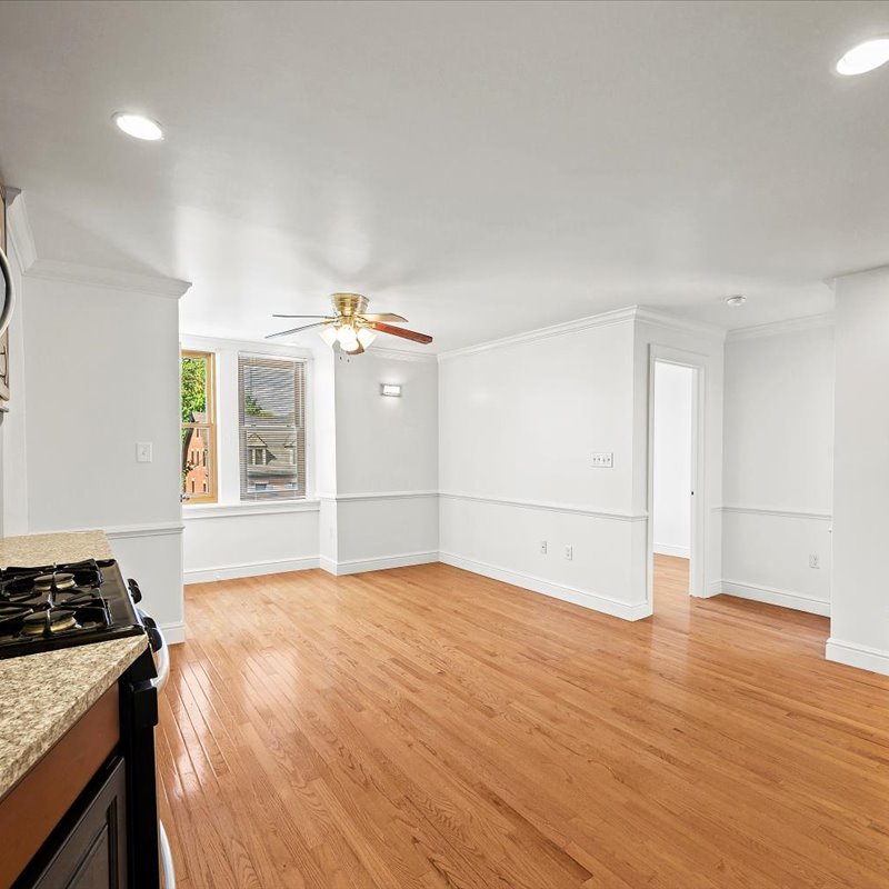 interior of Apt. 5