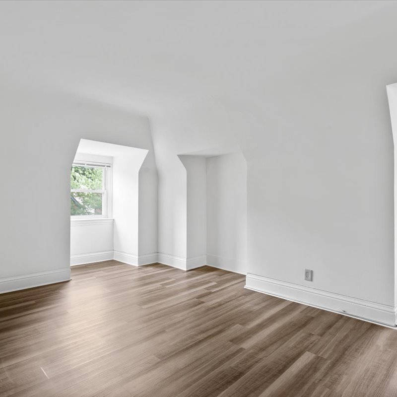 interior of Apt. 3