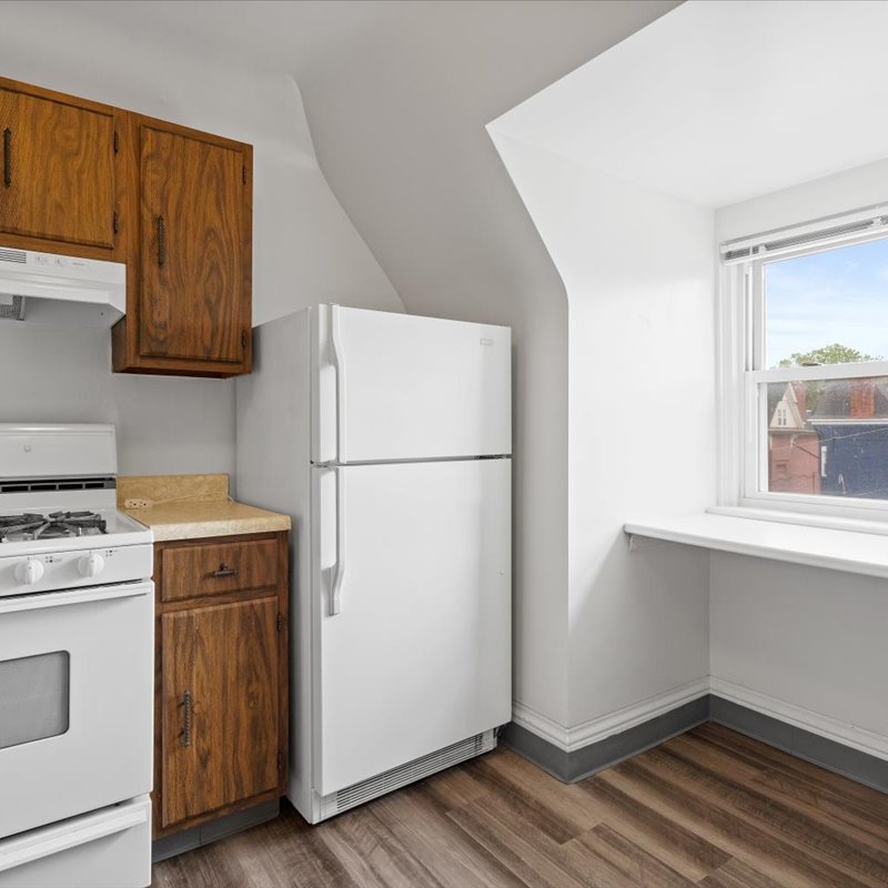 interior of Apt. 3
