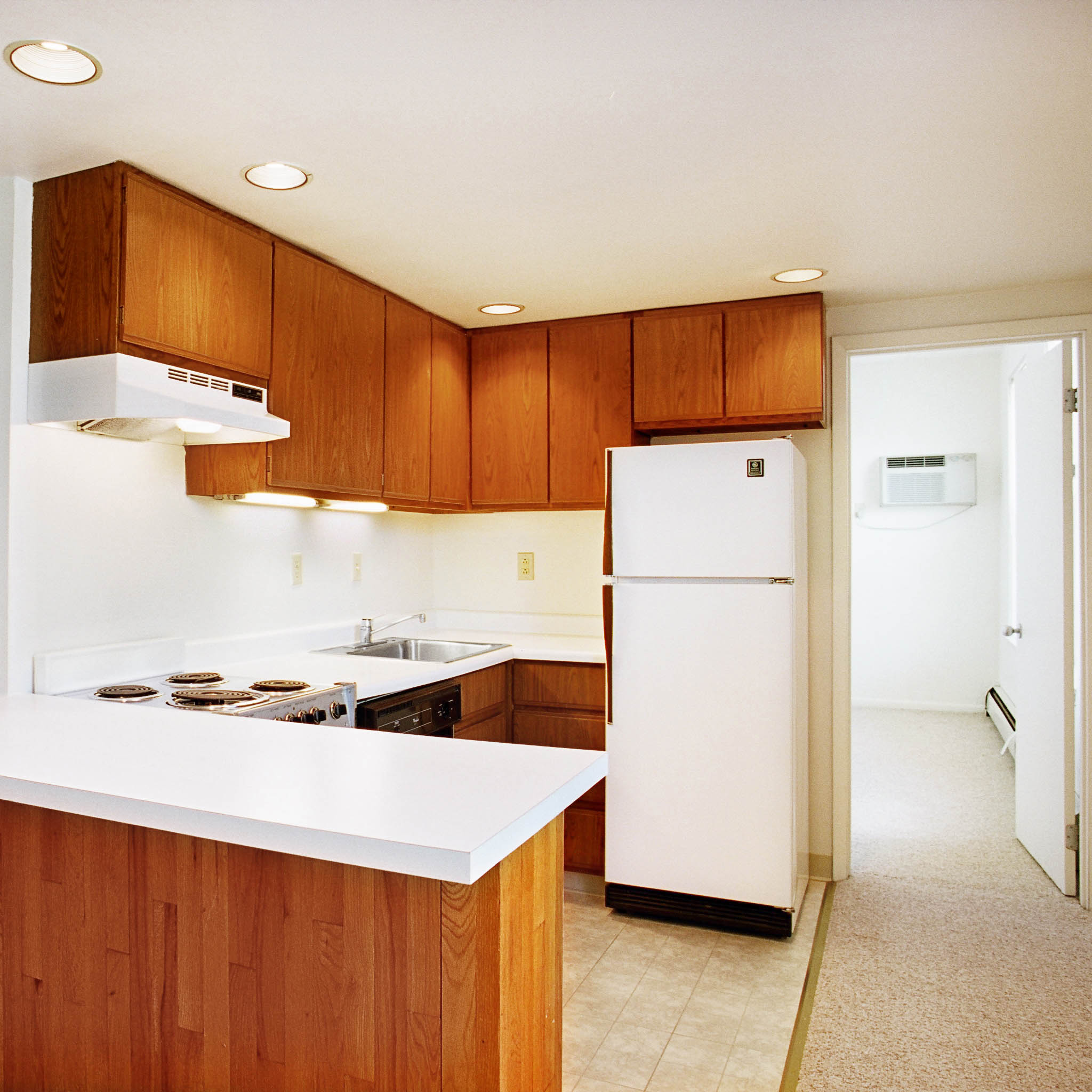 interior of Apt. 21