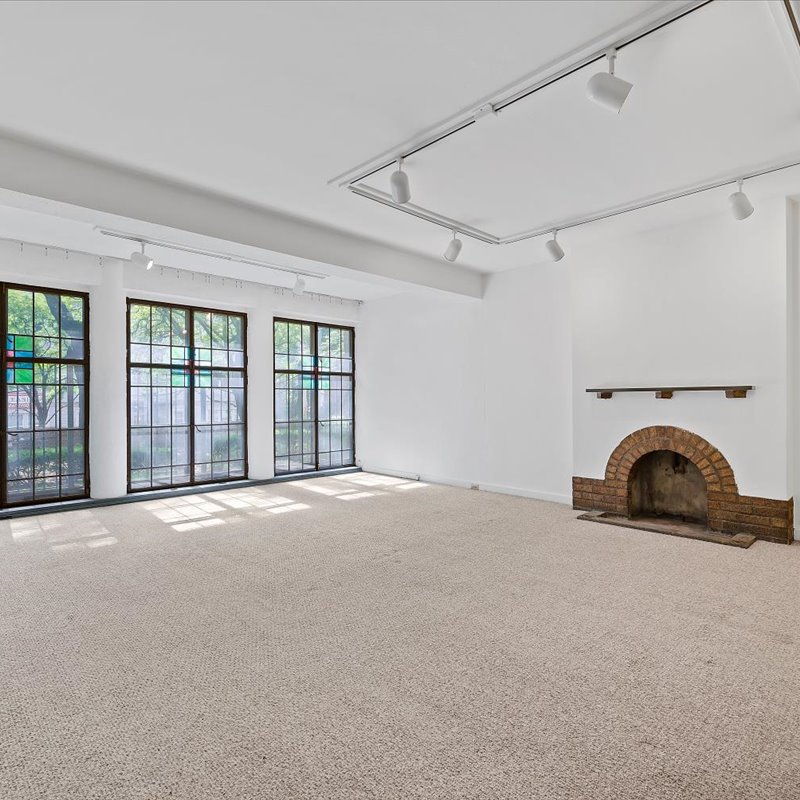 interior of 340 S. Highland Ave, Apt. 2A