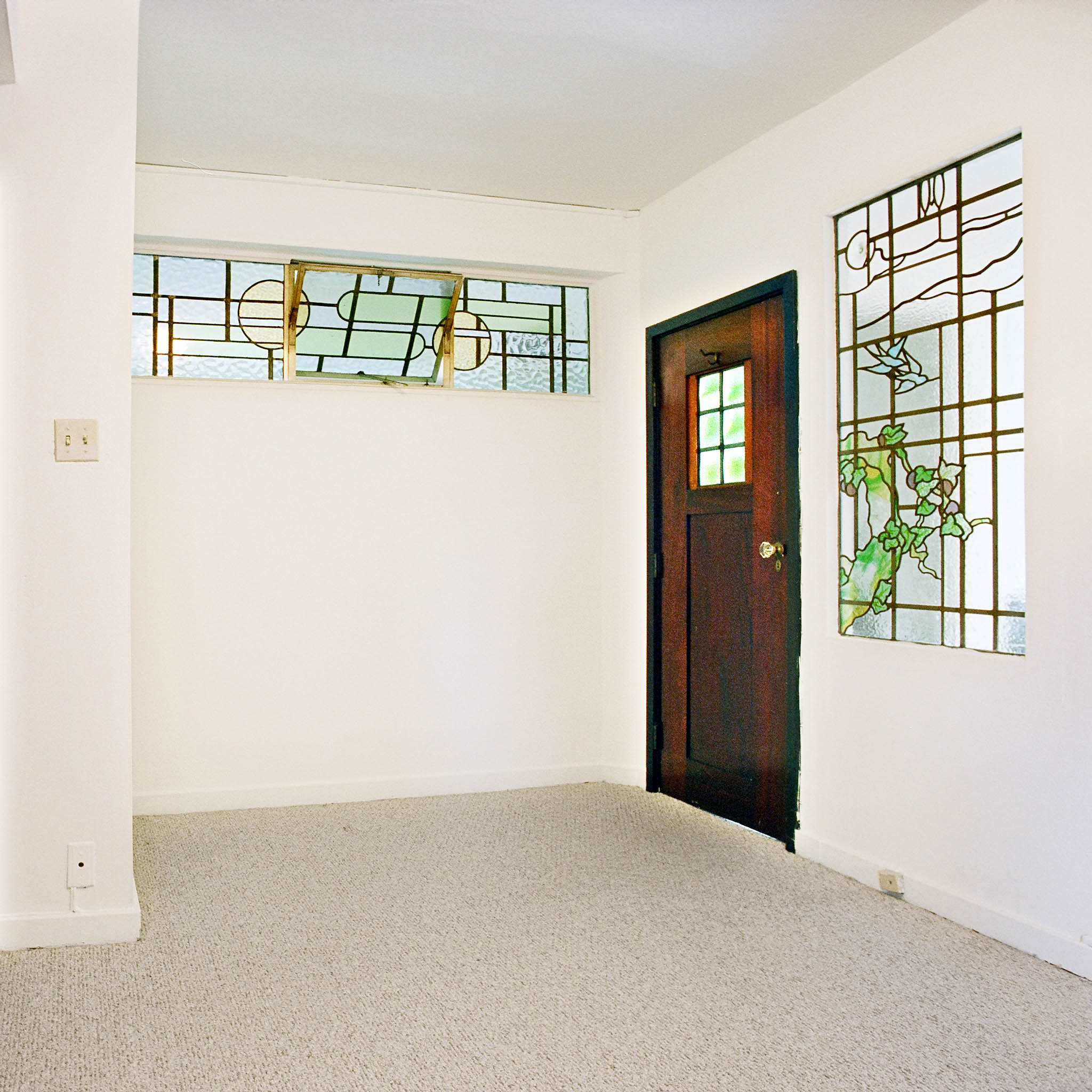 interior of 340 S. Highland Ave, Apt. 3A