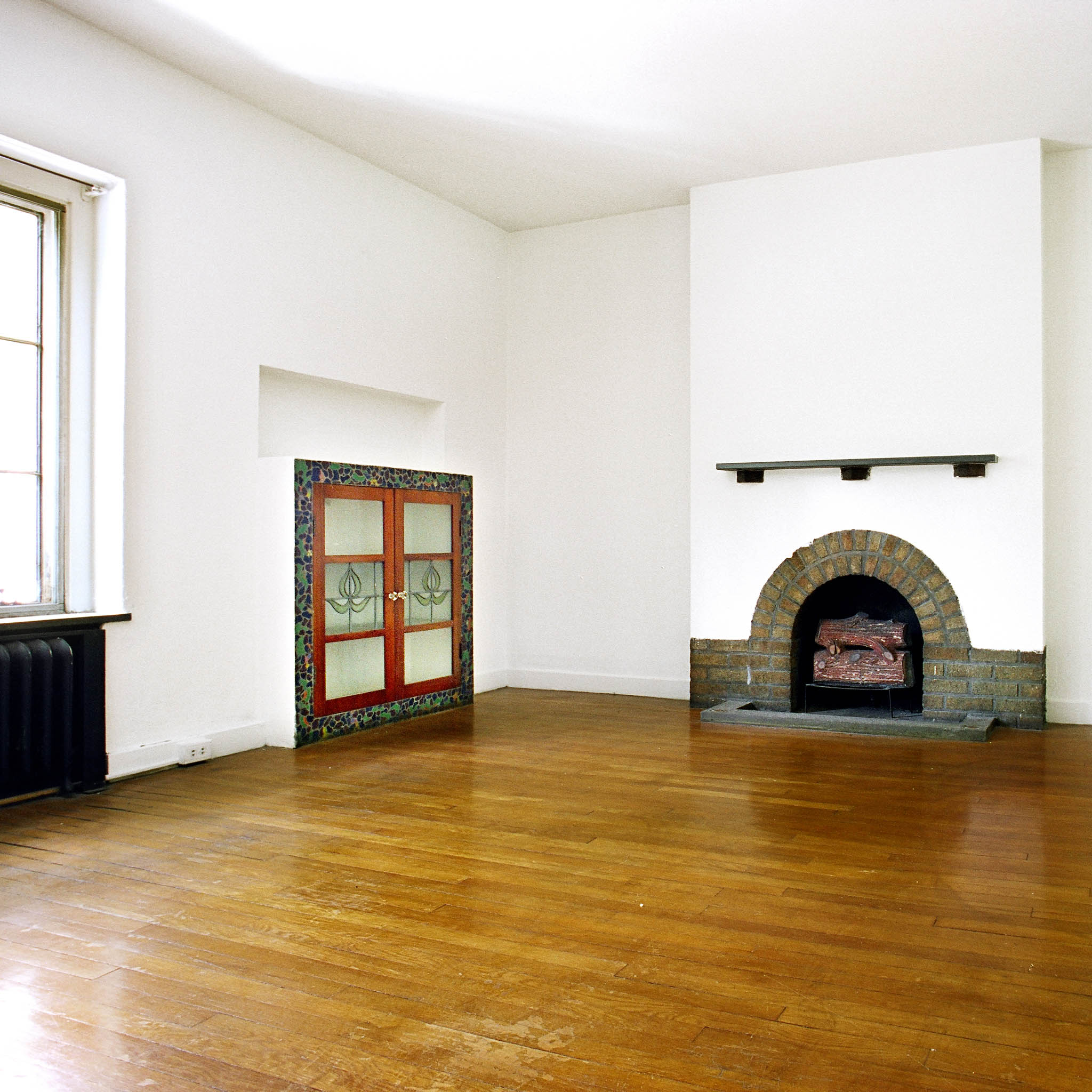 interior of 340 S. Highland Ave, Apt. 3A