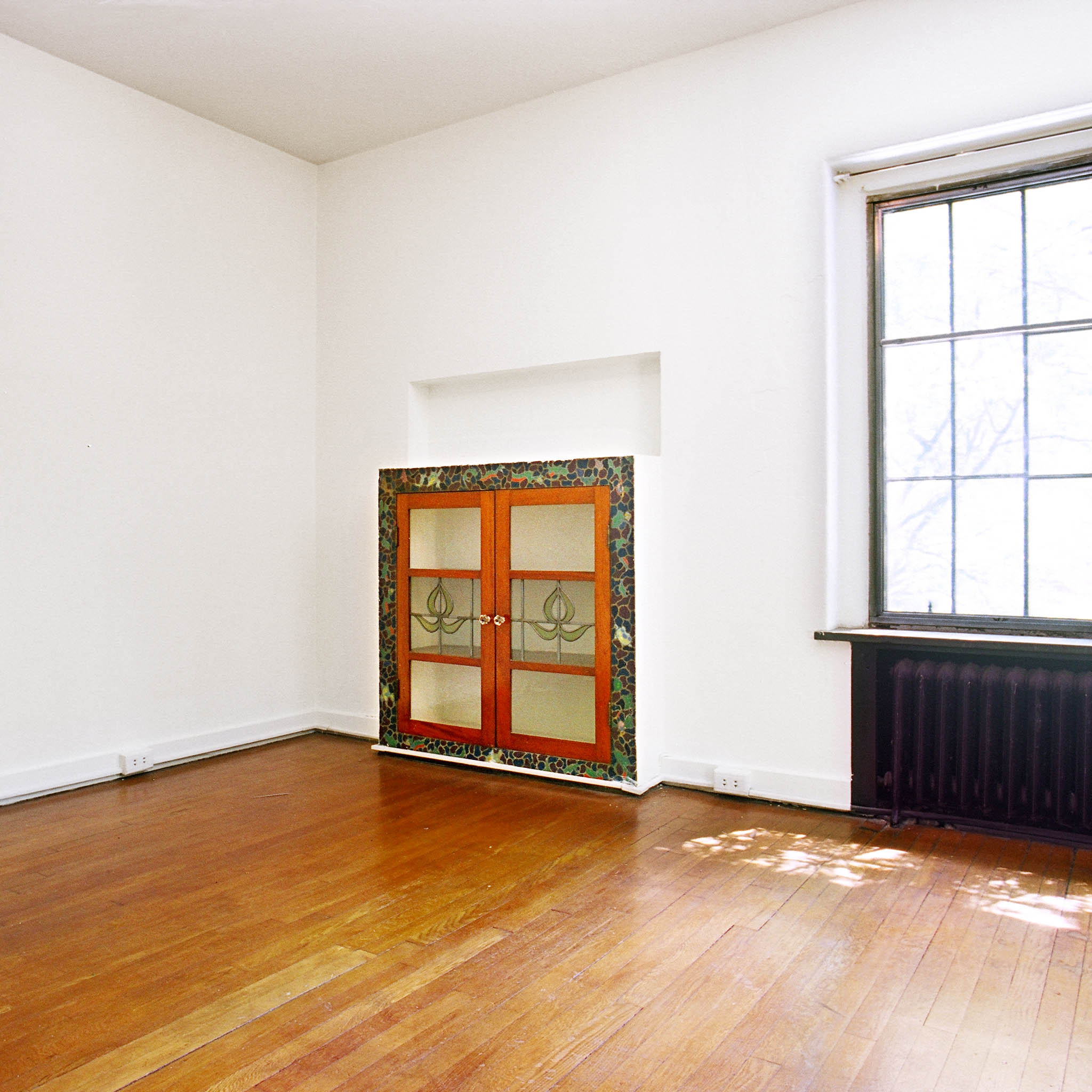 interior of 340 S. Highland Ave, Apt. 3A