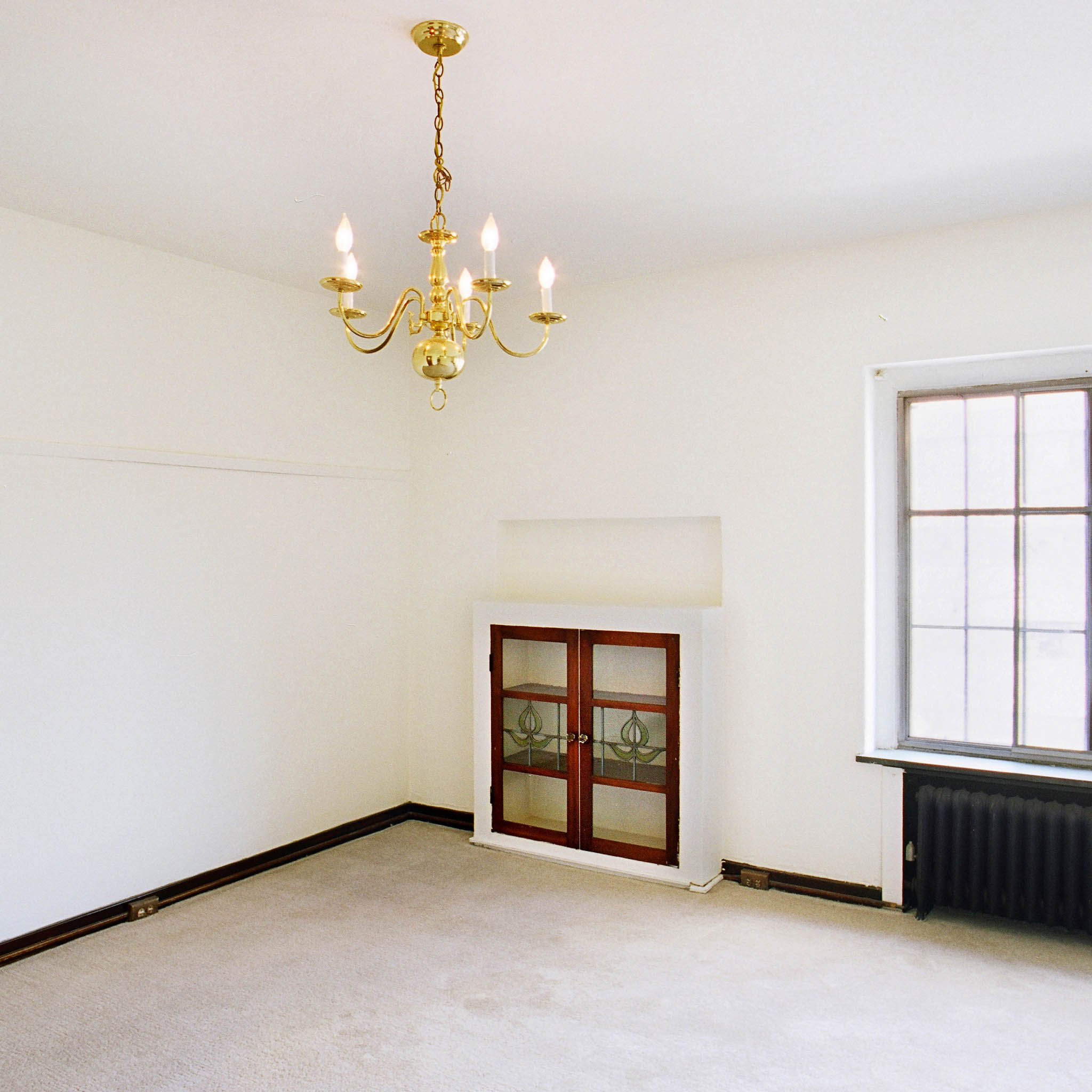 interior of 340 S. Highland Ave, Apt. 7A