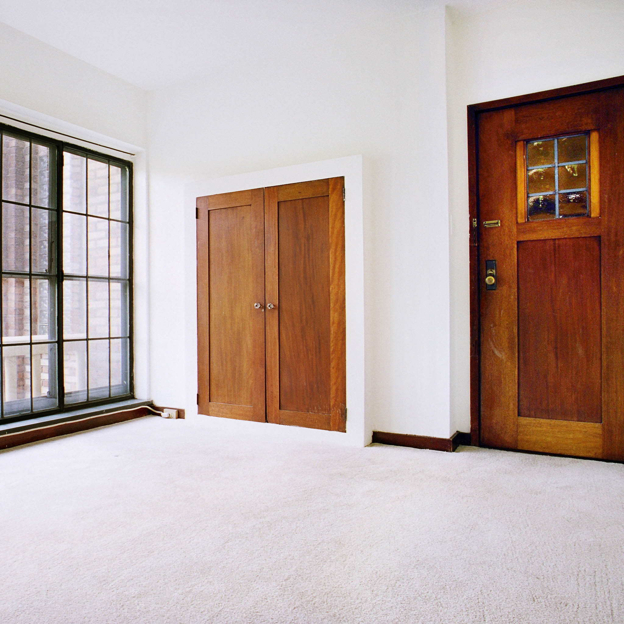 interior of 340 S. Highland Ave, Apt. 7A