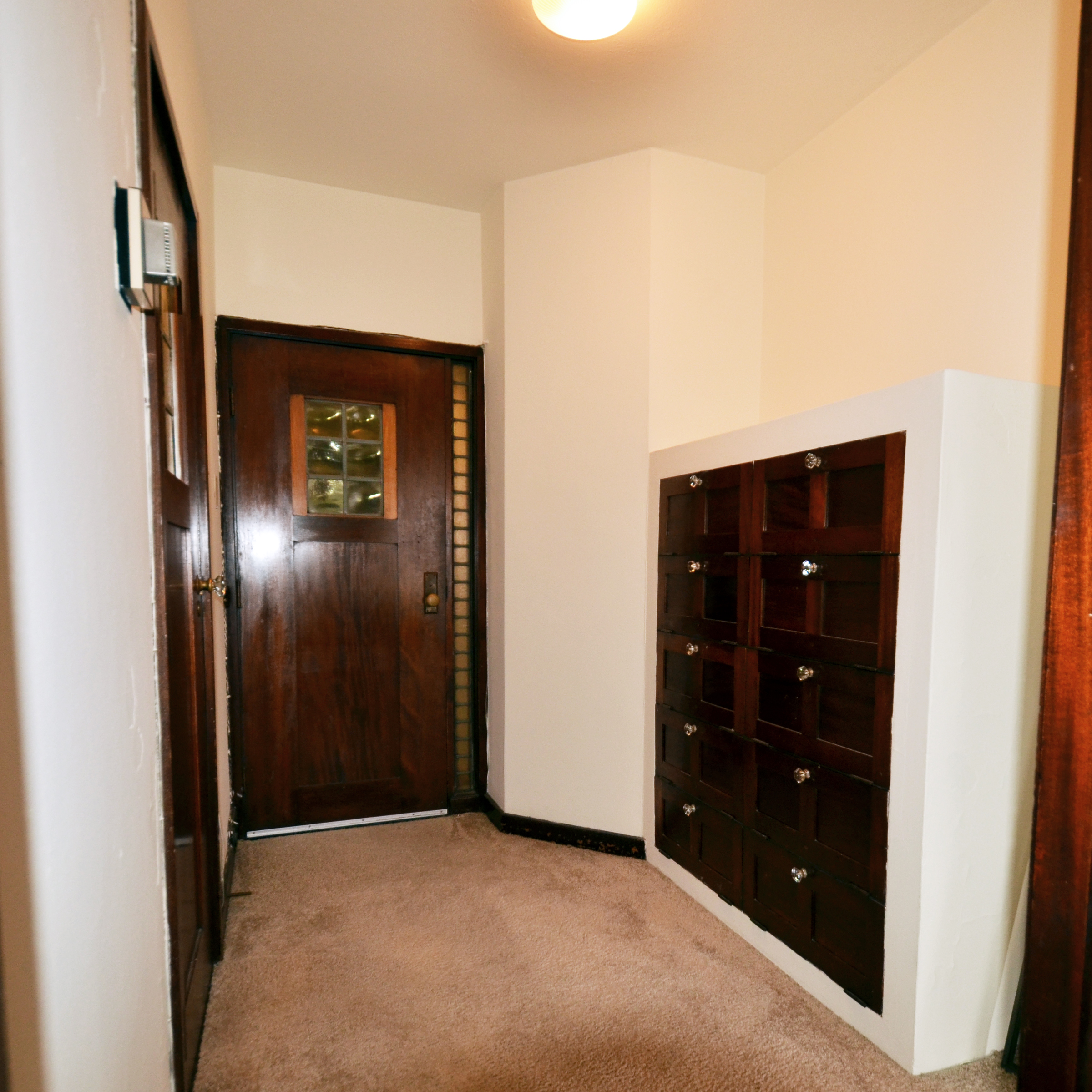 interior of 342 S. Highland Ave, Apt.  9B