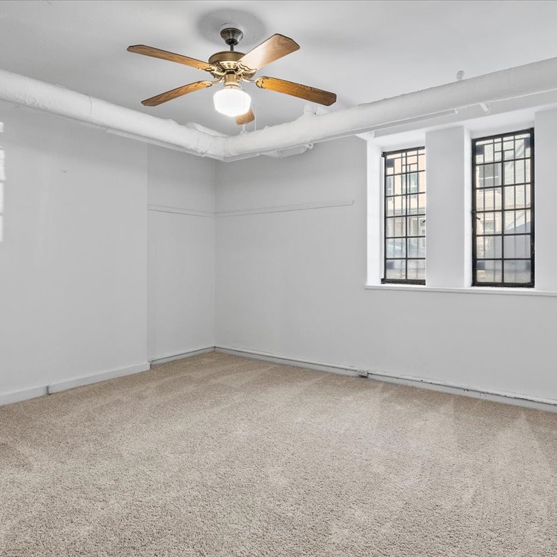 interior of 342 S. Highland Ave, Apt.  9C