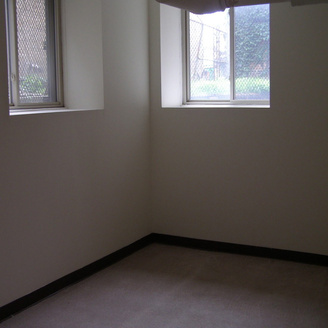 interior of 342 S. Highland Ave, Apt.  9D